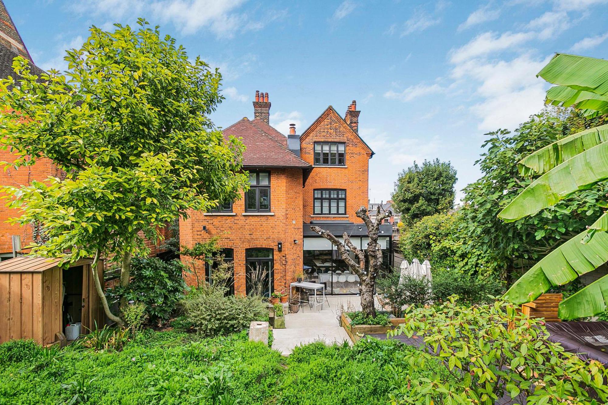 The Vicarage By Hostara Homes, A Luxury 4 Bedroom Designer In Highgate, Perfect For Families And Groups * Londres