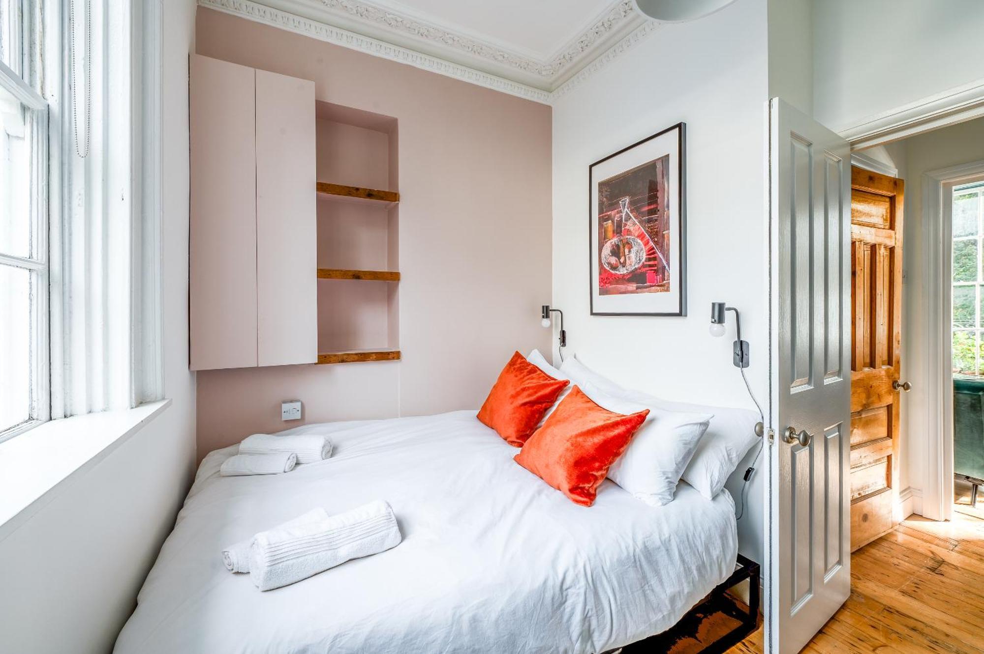 1 Bedroom Chic Flat By Hostarahomes, Sleeps Up To 4, Full Apartment, Location Appartamento Londra
