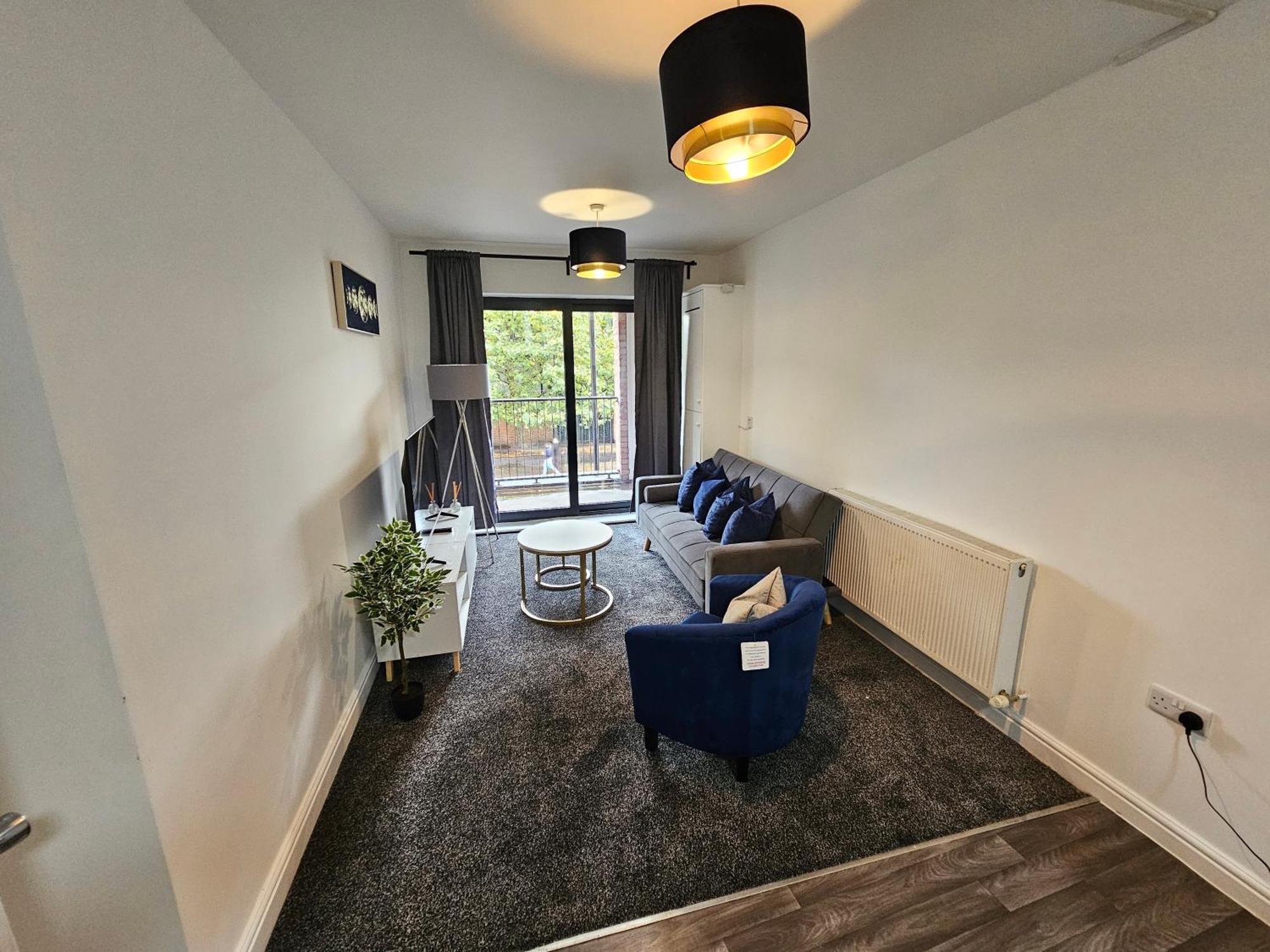 2br Near Canning Town Stn Balcony Location Appartement *