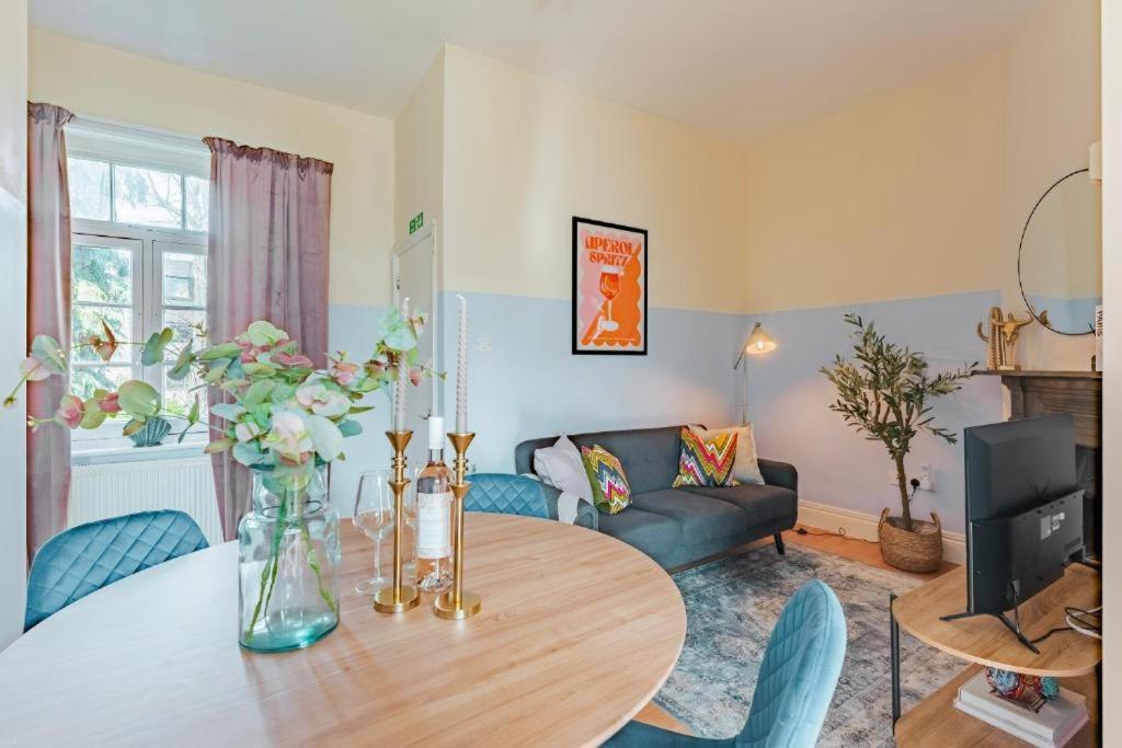 Cosy , Haven And Spacious * Londra