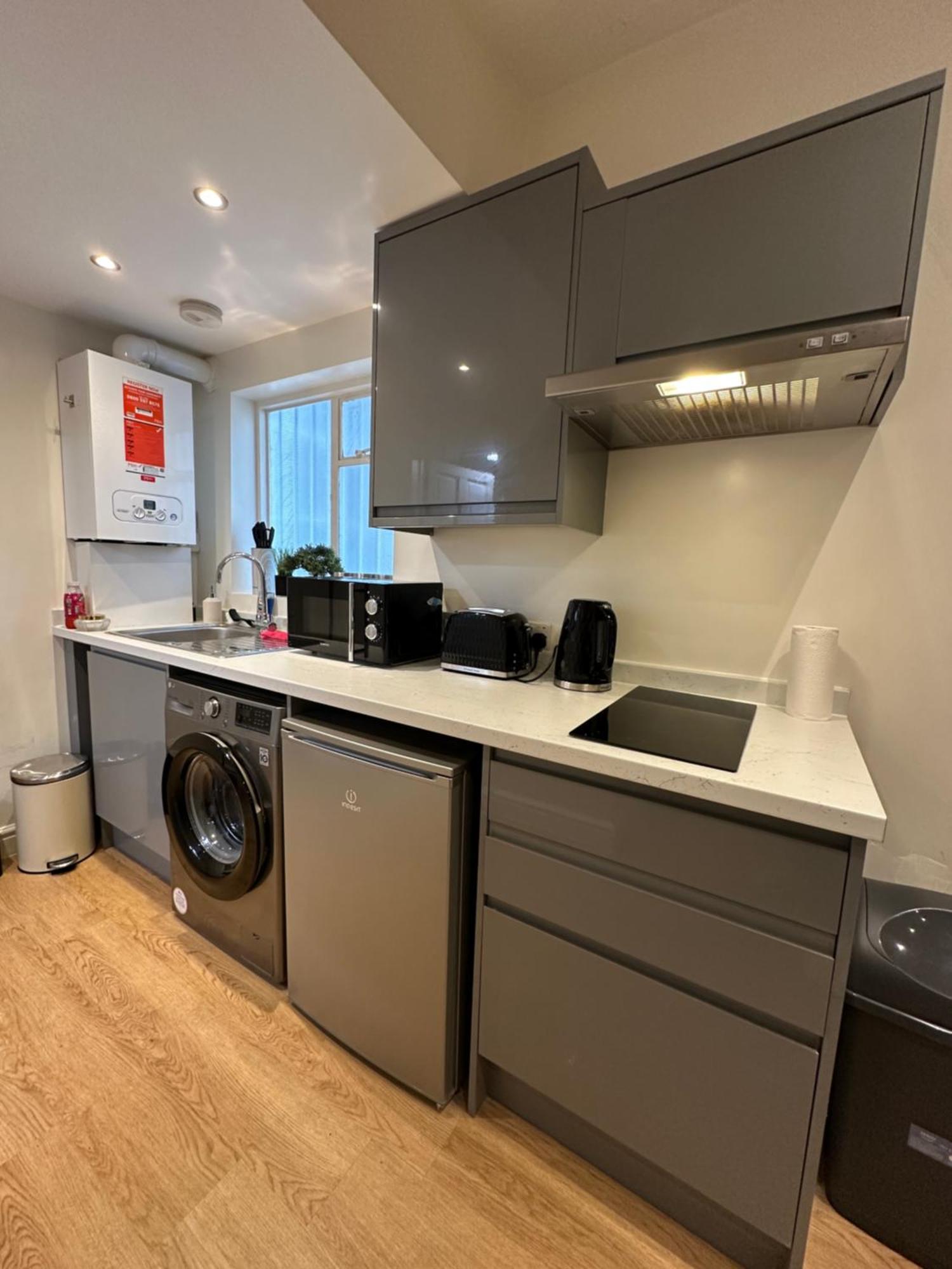 Cosy 1 Bed Knightsbridge Sw7 London
