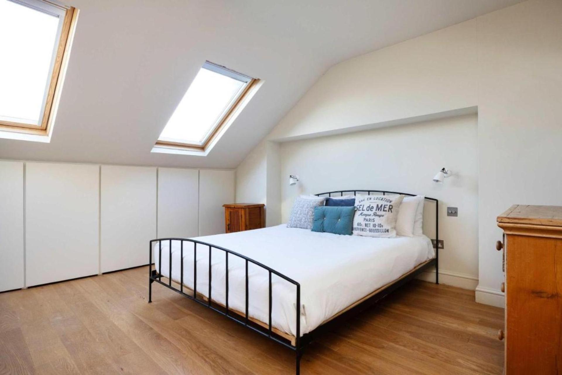 Modern Living Meets Timeless Charm Holiday home London