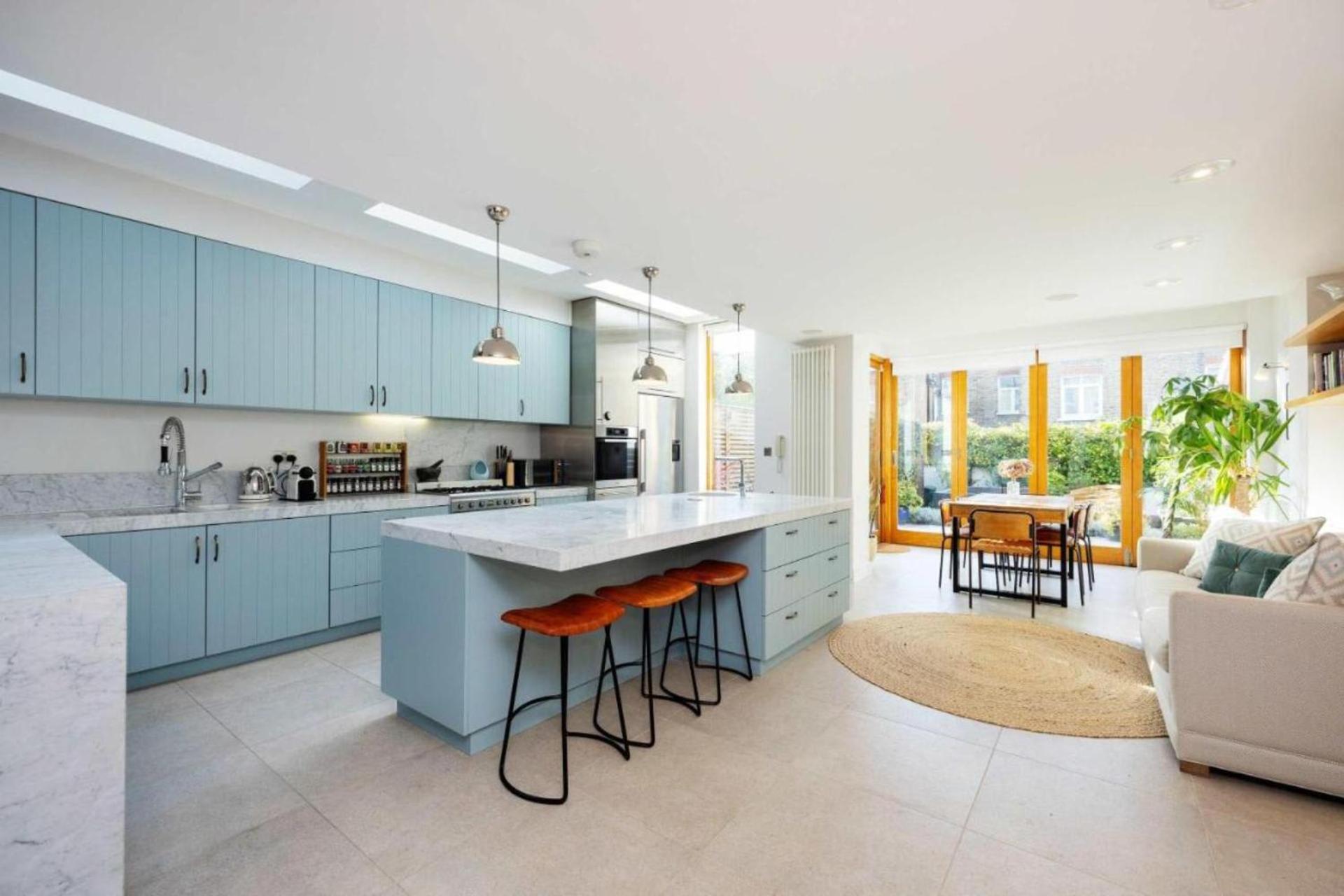 Modern Living Meets Timeless Charm Holiday home London