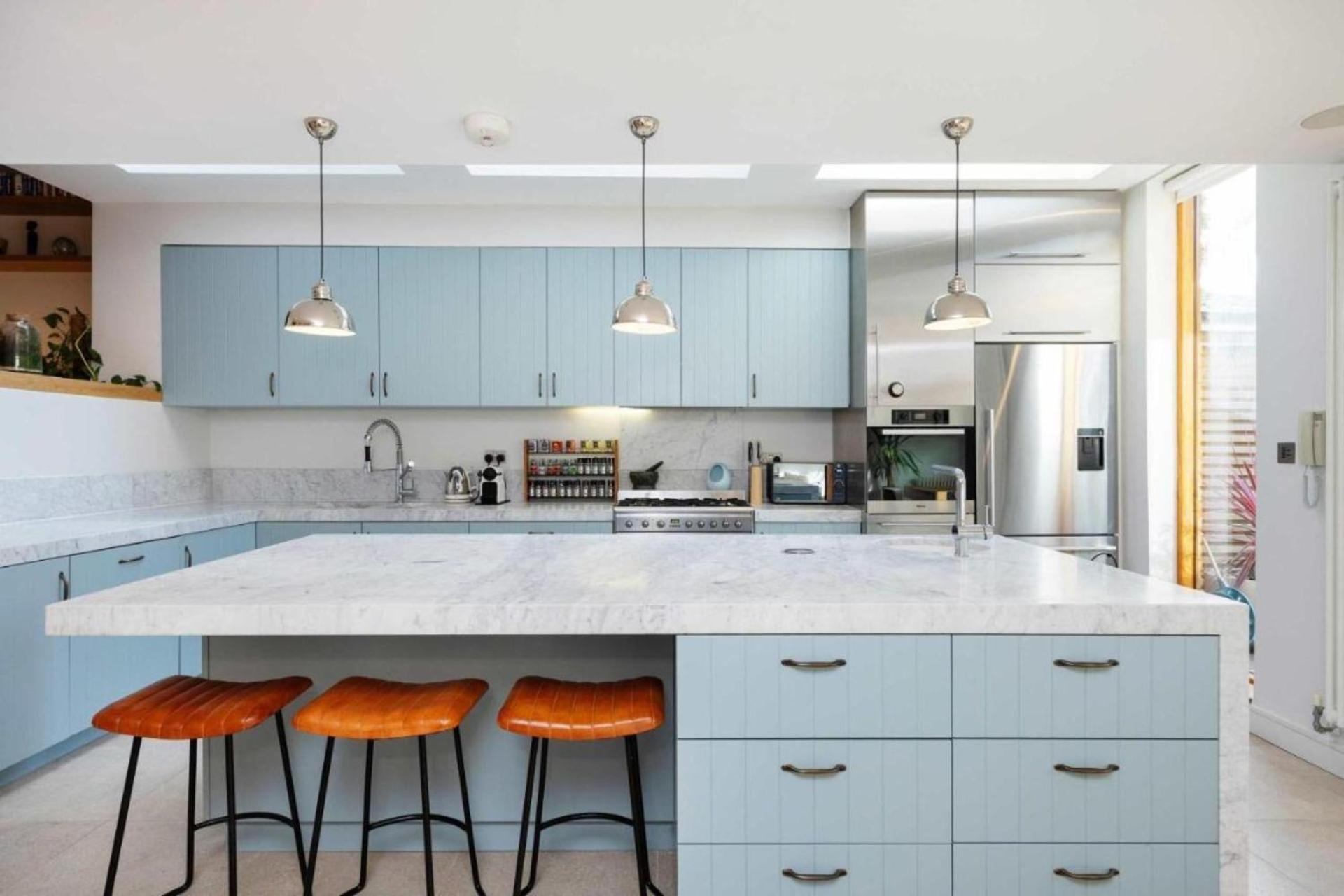 Modern Living Meets Timeless Charm * London