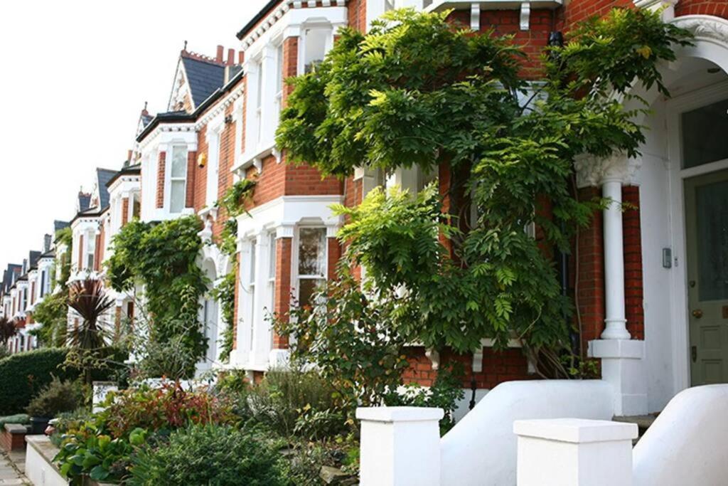 Apartment Bright 3br Duplex Flat With A Terrace In Clapham *
