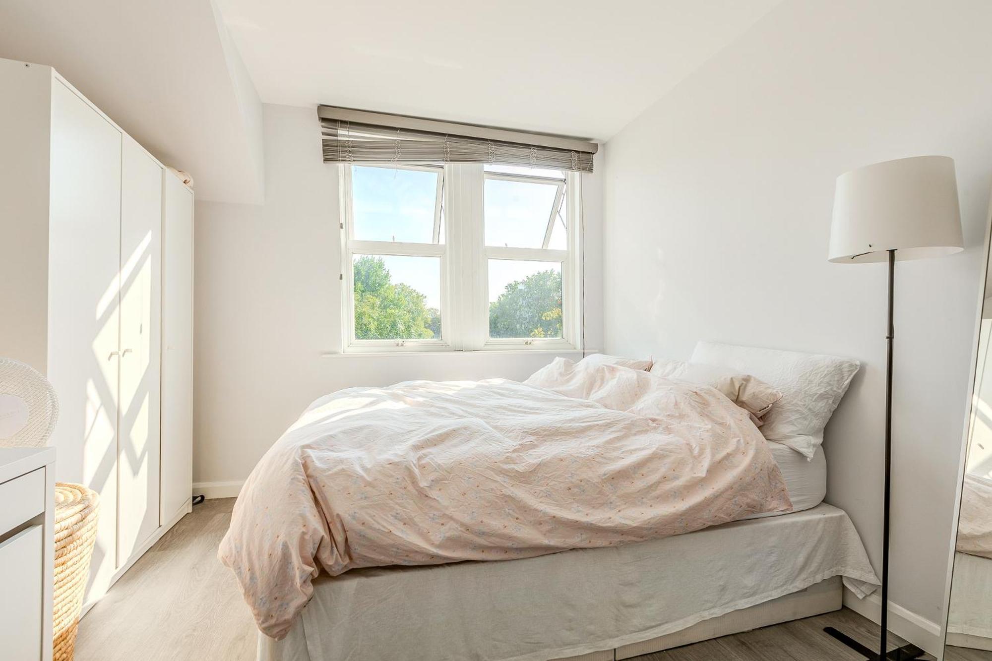 Apartment Bright 3br Duplex Flat With A Terrace In Clapham *