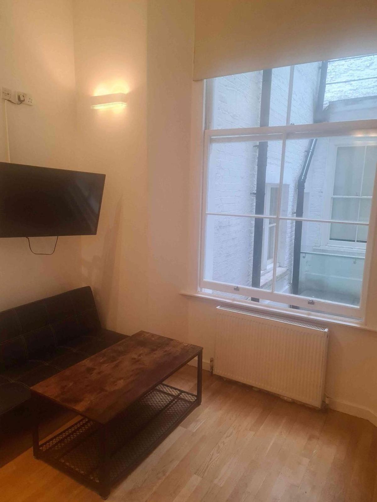 Aparthotel Hyde Park Executive 4*