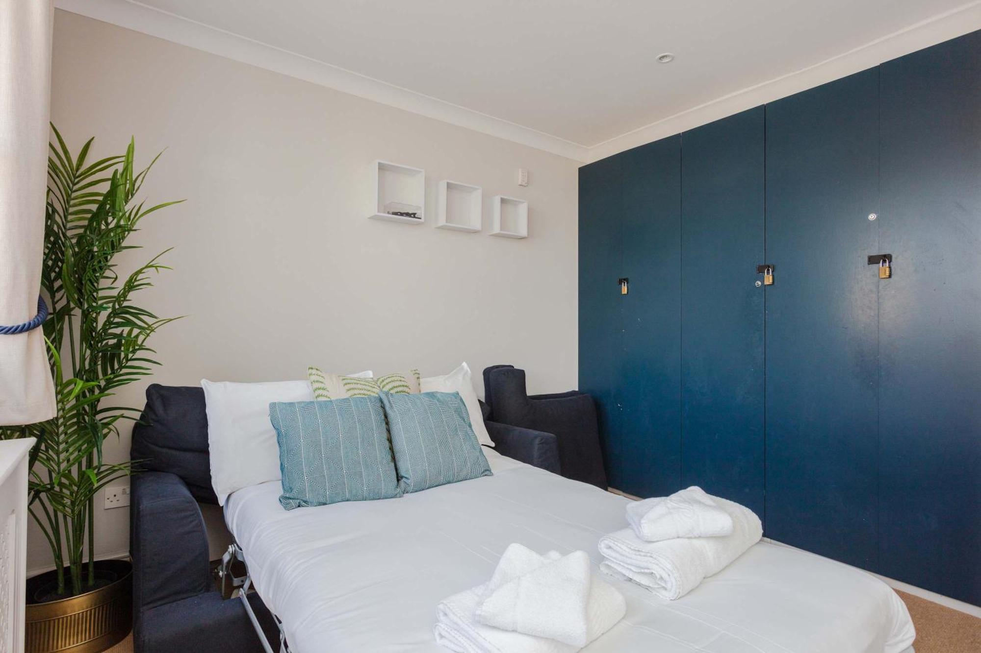 Leilighet Newly Refurbished 4 Bedroom House In East *