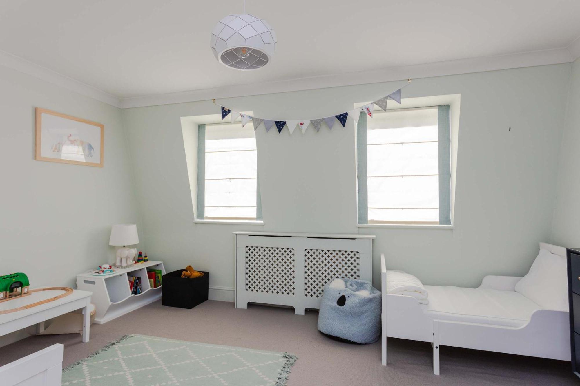 Newly Refurbished 4 Bedroom House In East London