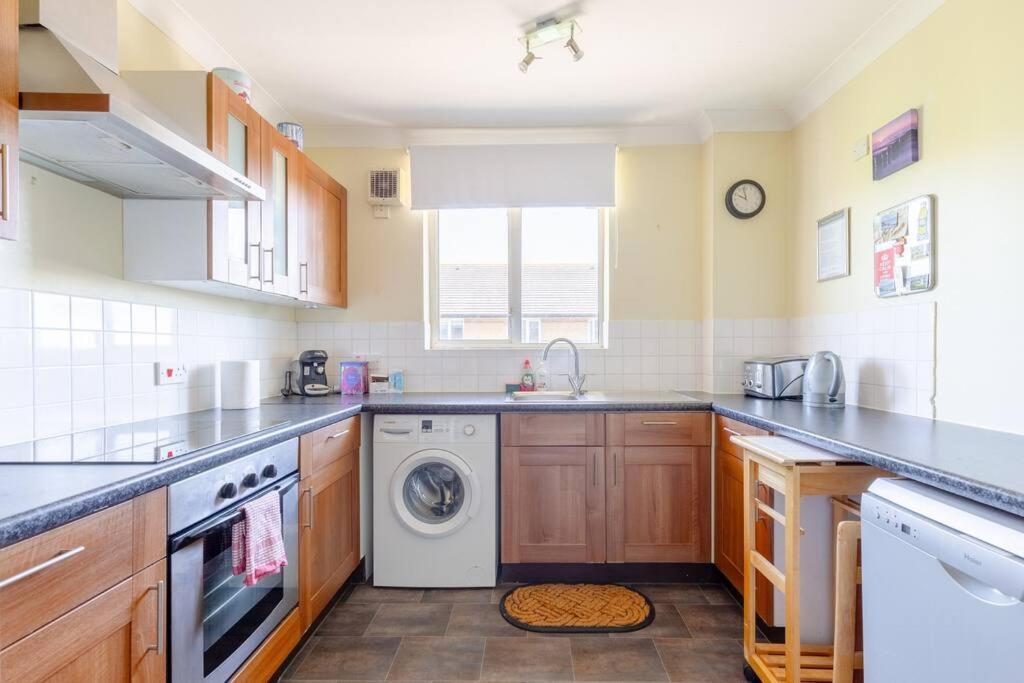 Leilighet Homely 1 Bedroom In Beckton With Parking London