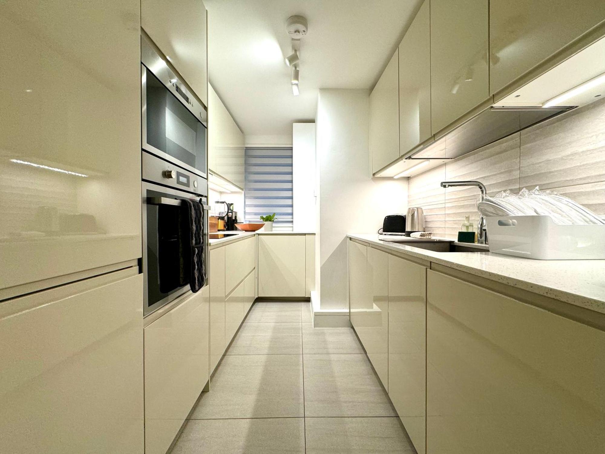 2 Bedroom In South Kensington By Wild Lägenhet