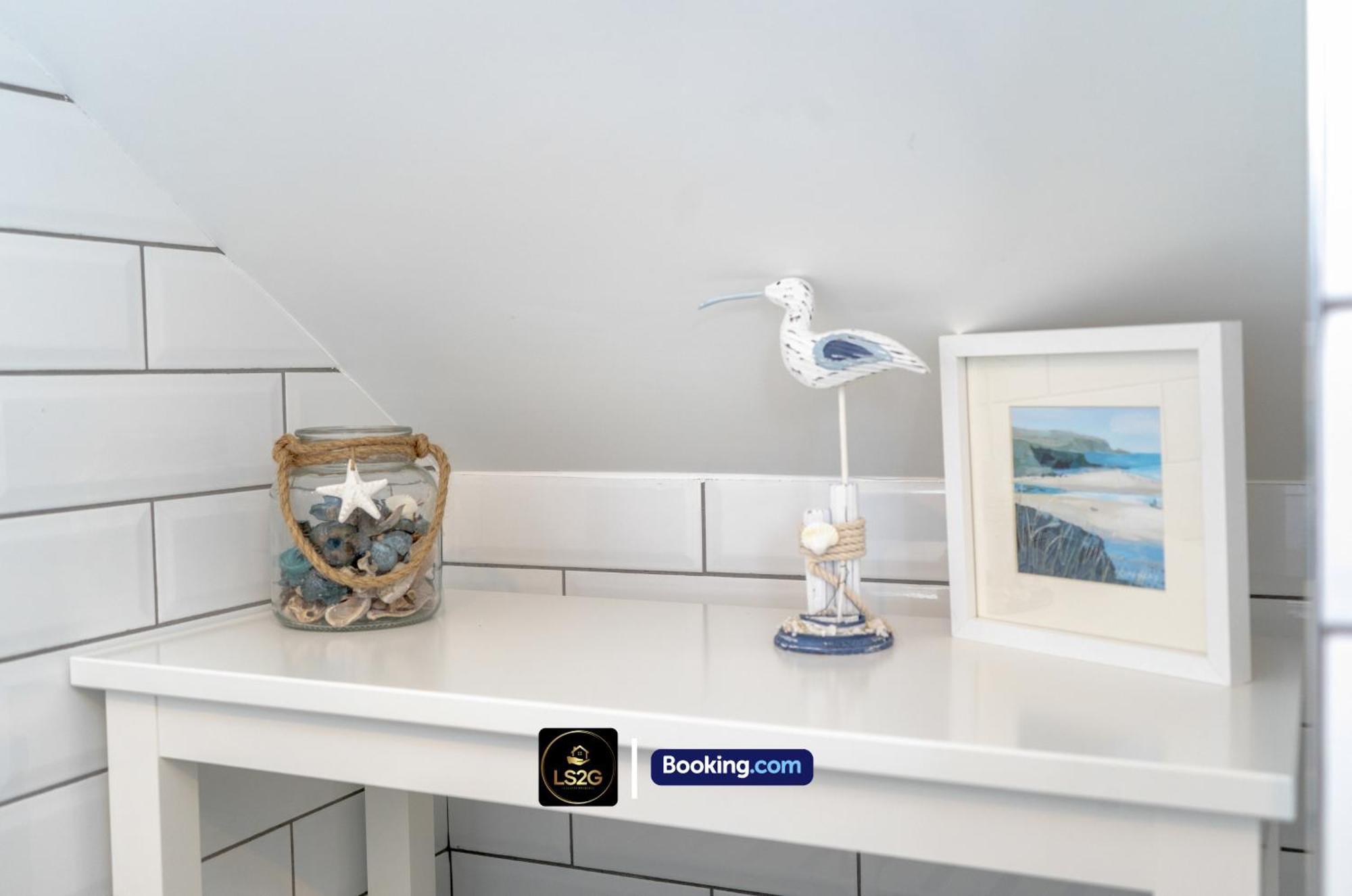 Stunning House By Ls2g Short Lets & Serviced Greater With Free Wifi Londra