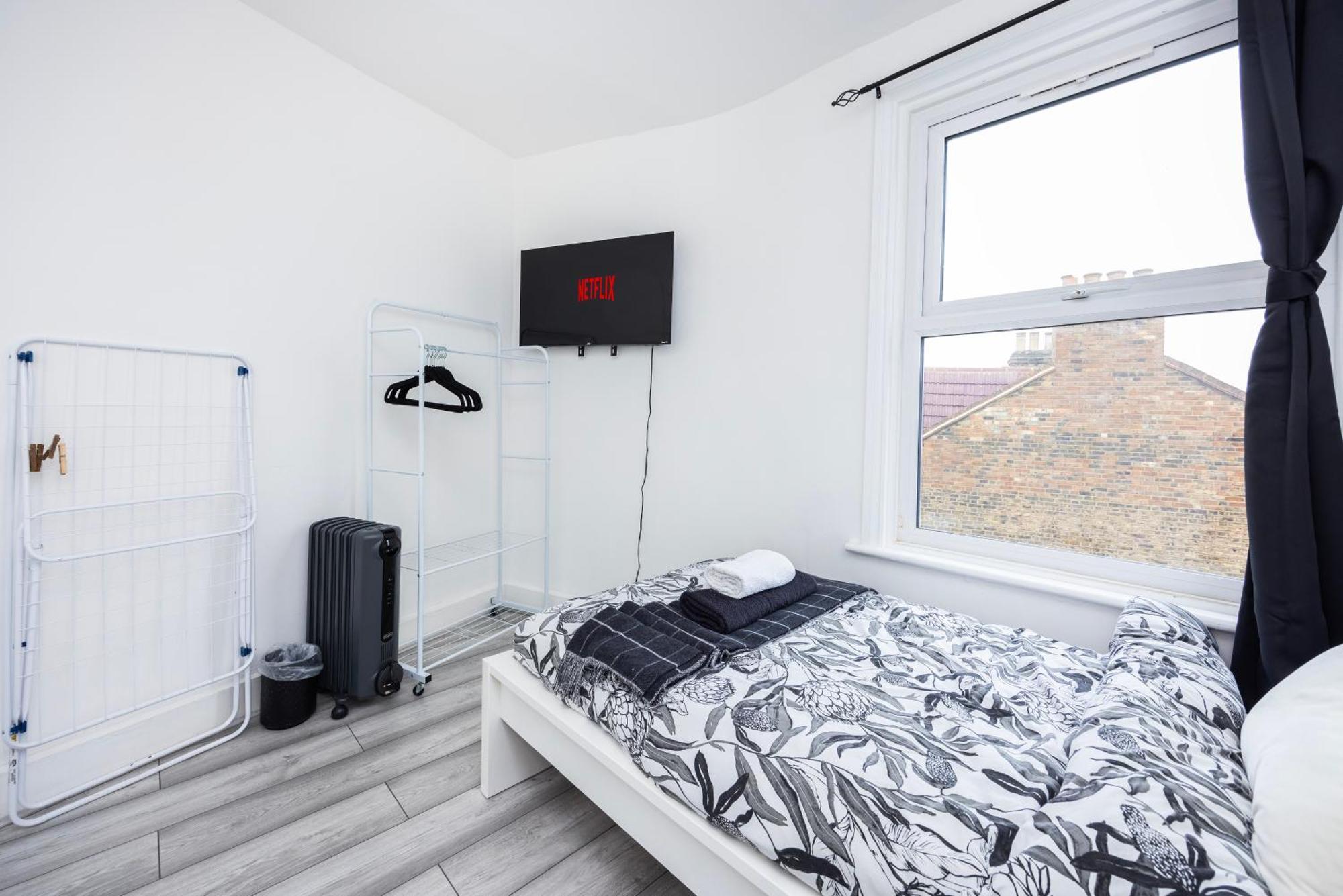 Quick Access To City, Self Check-in! Appartamento Londra