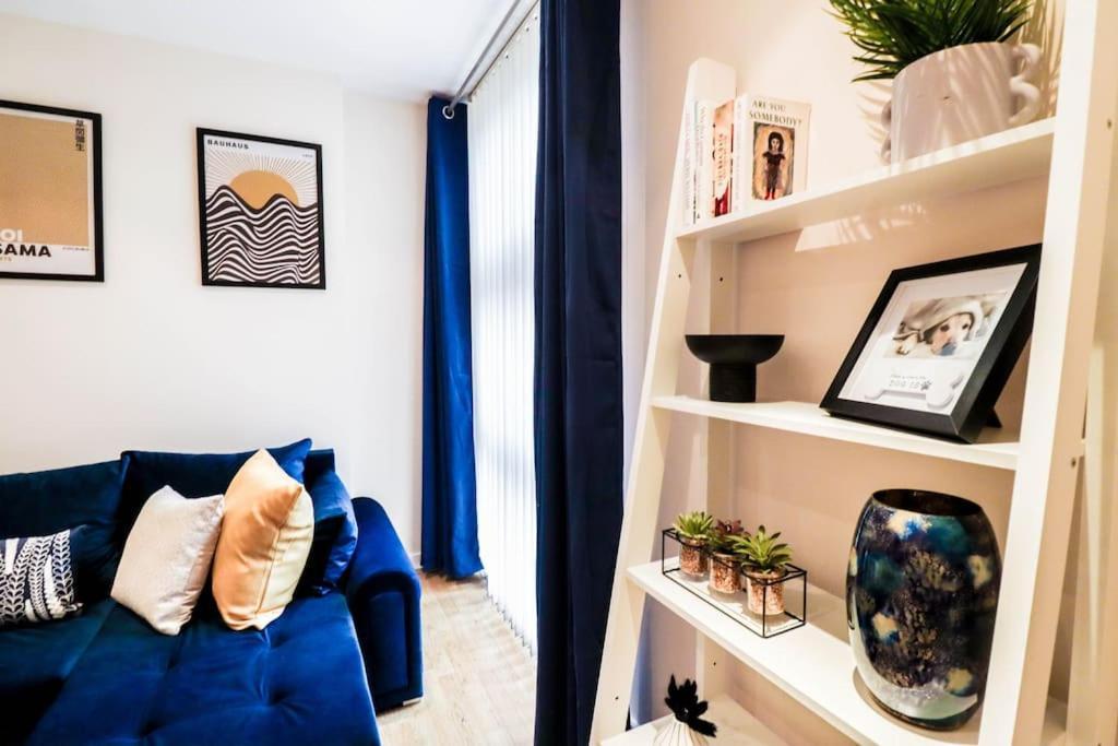 Premium Canary Wharf Flat - Long Offer Londra