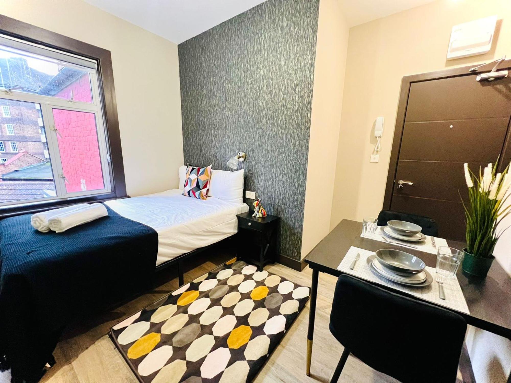 Caledonian Close To Camden & Kings Cross London