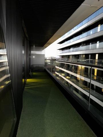 Lejlighed Luxury High Rise 2-bed With Lovely View In Canary Wharf *