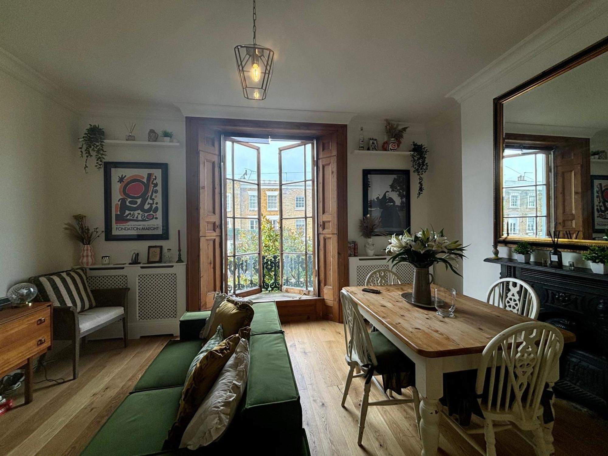 Vintage-inspired 1bd Flat In De Beauvoir Town Appartement