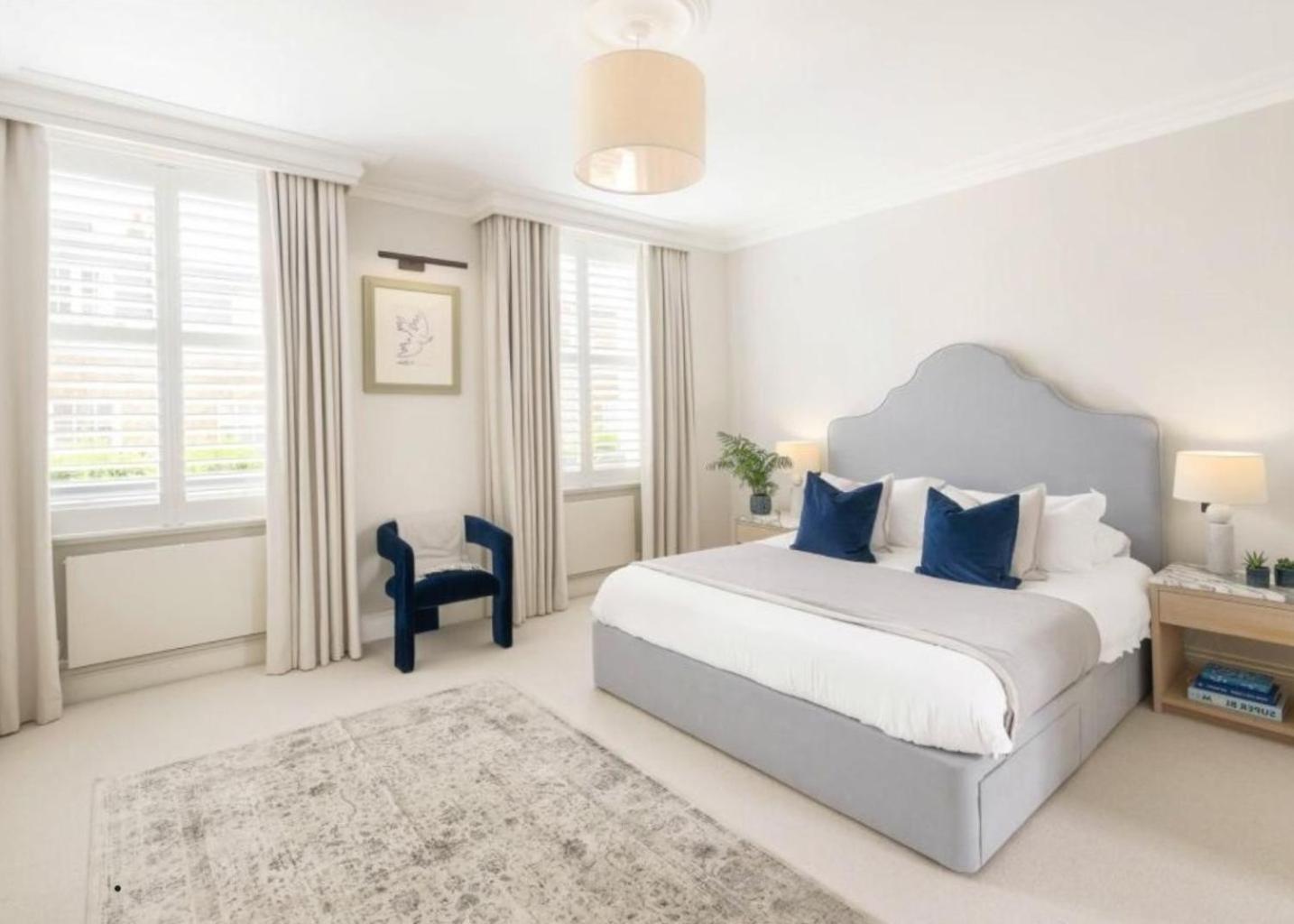 Luxury Shawfield In London