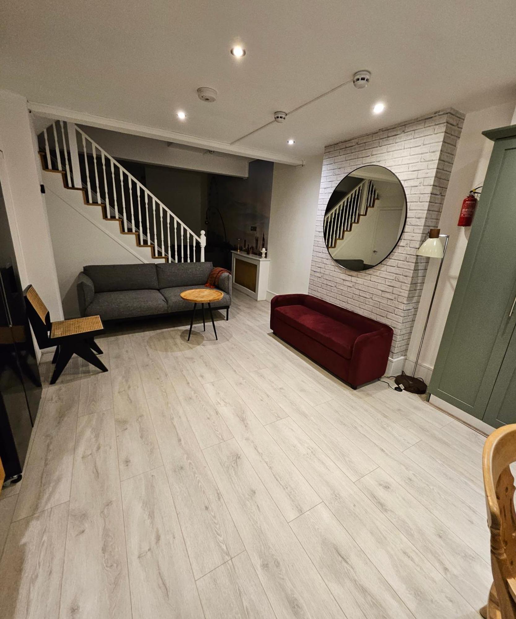 Haru Residence, 5bed Luxury House Villa London