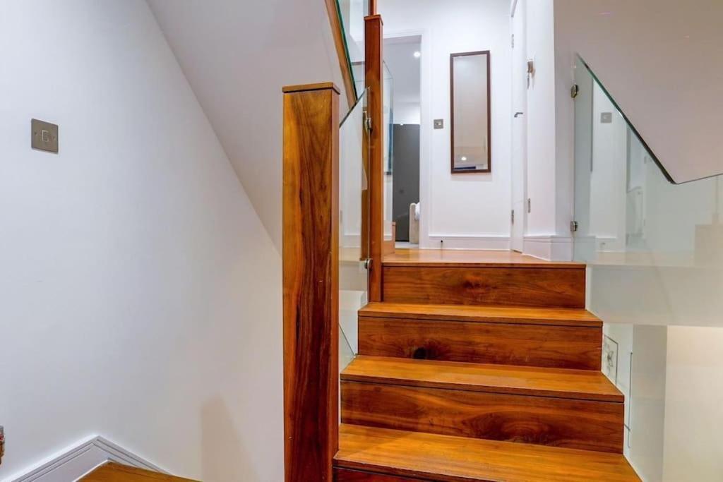 Hyde Park Luxury 2 Bed 2 Bath House Lägenhet