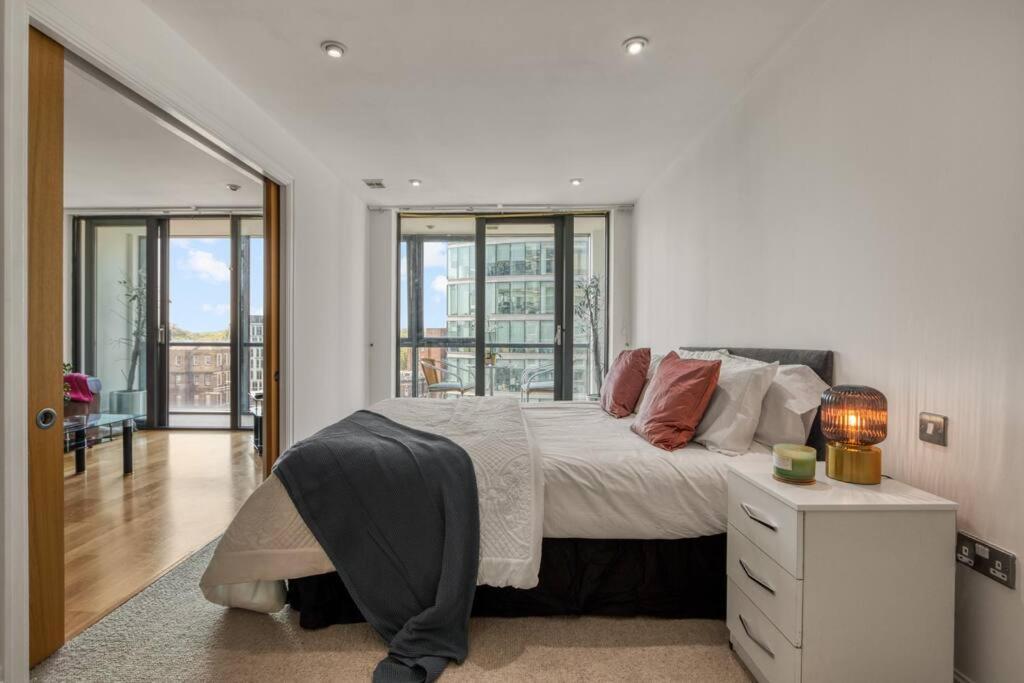 Luxury Living In Paddington, Lägenhet