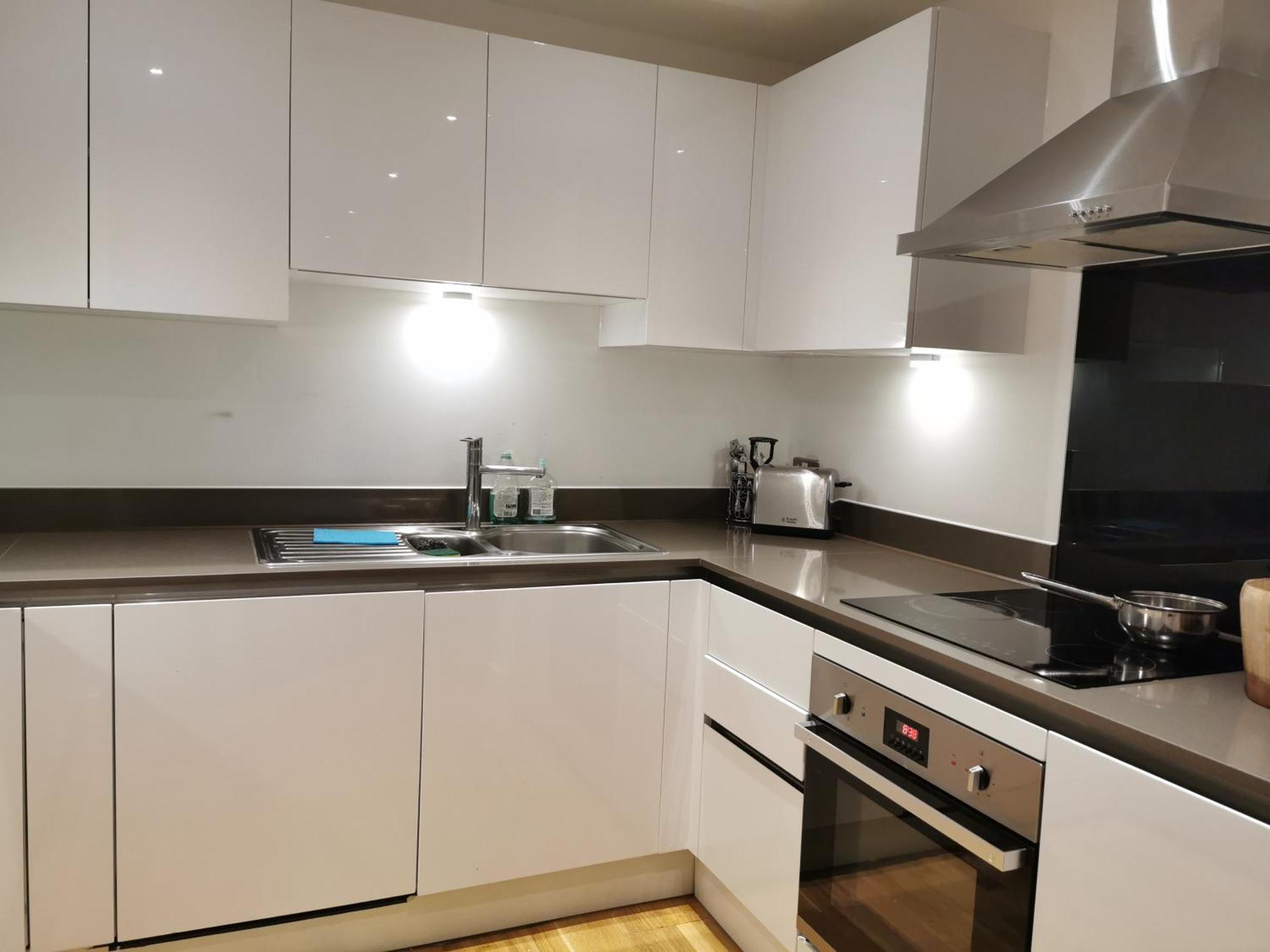 Rum i privatbostad In Flat With Stunning Thames River View London