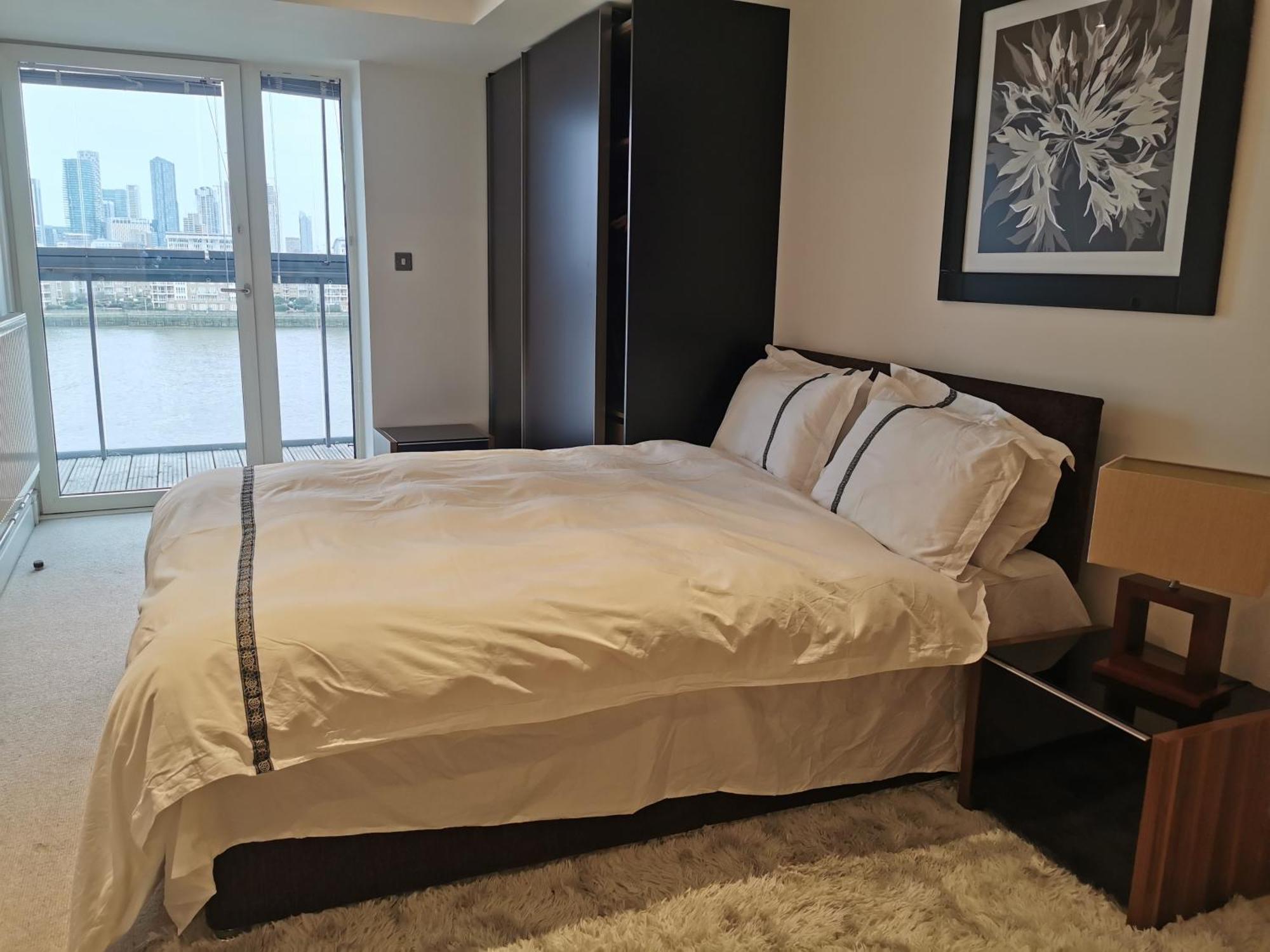 In Flat With Stunning Thames River View Rum i privatbostad London