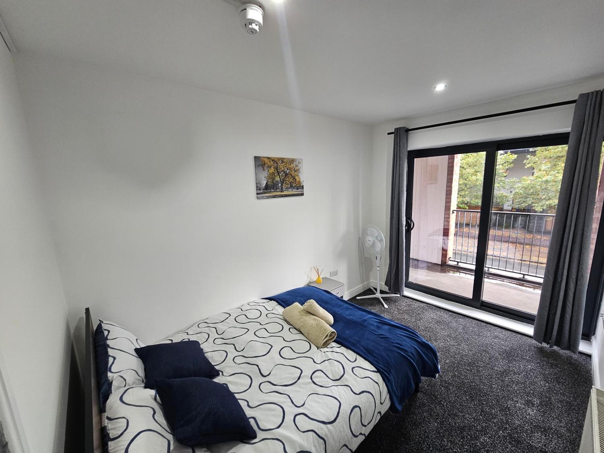 2br Near Canning Town Stn Balcony Location Appartement *