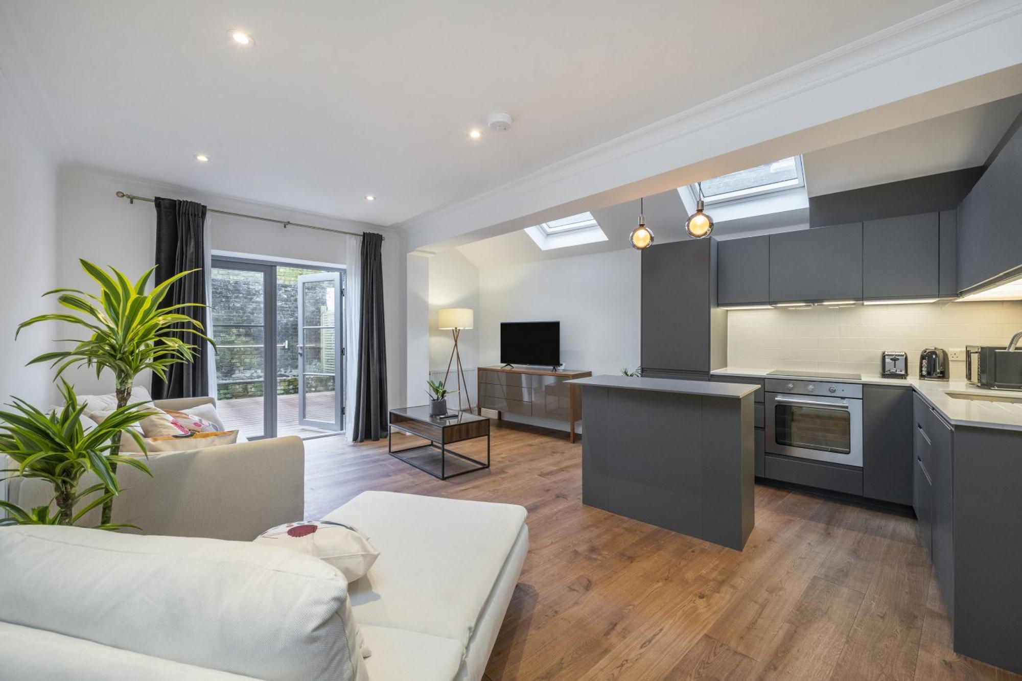 Apartment Luxury 2bedroom And 2bathroom Flat With Patio London!