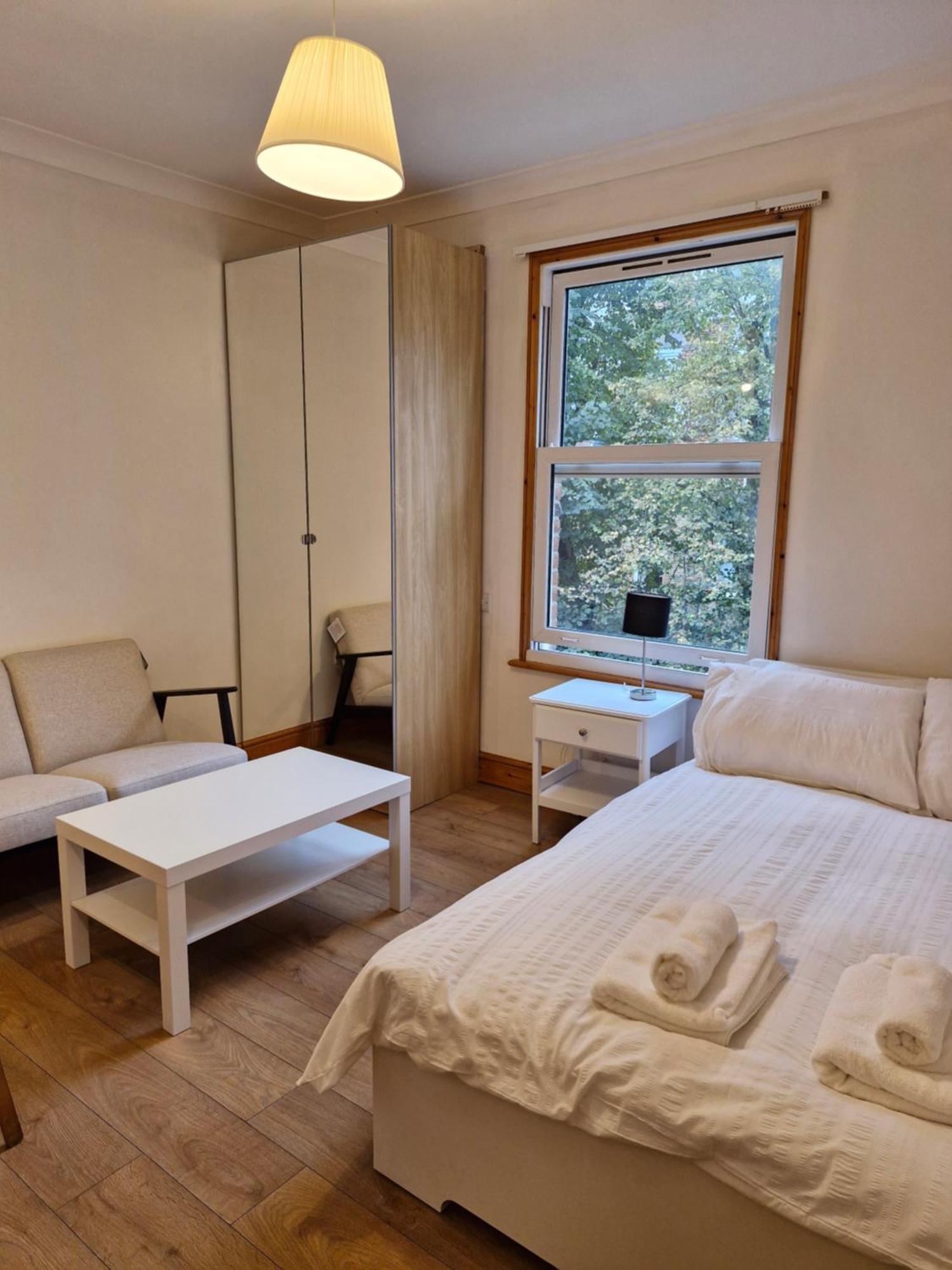 Your Away From In Highgate Apartment London
