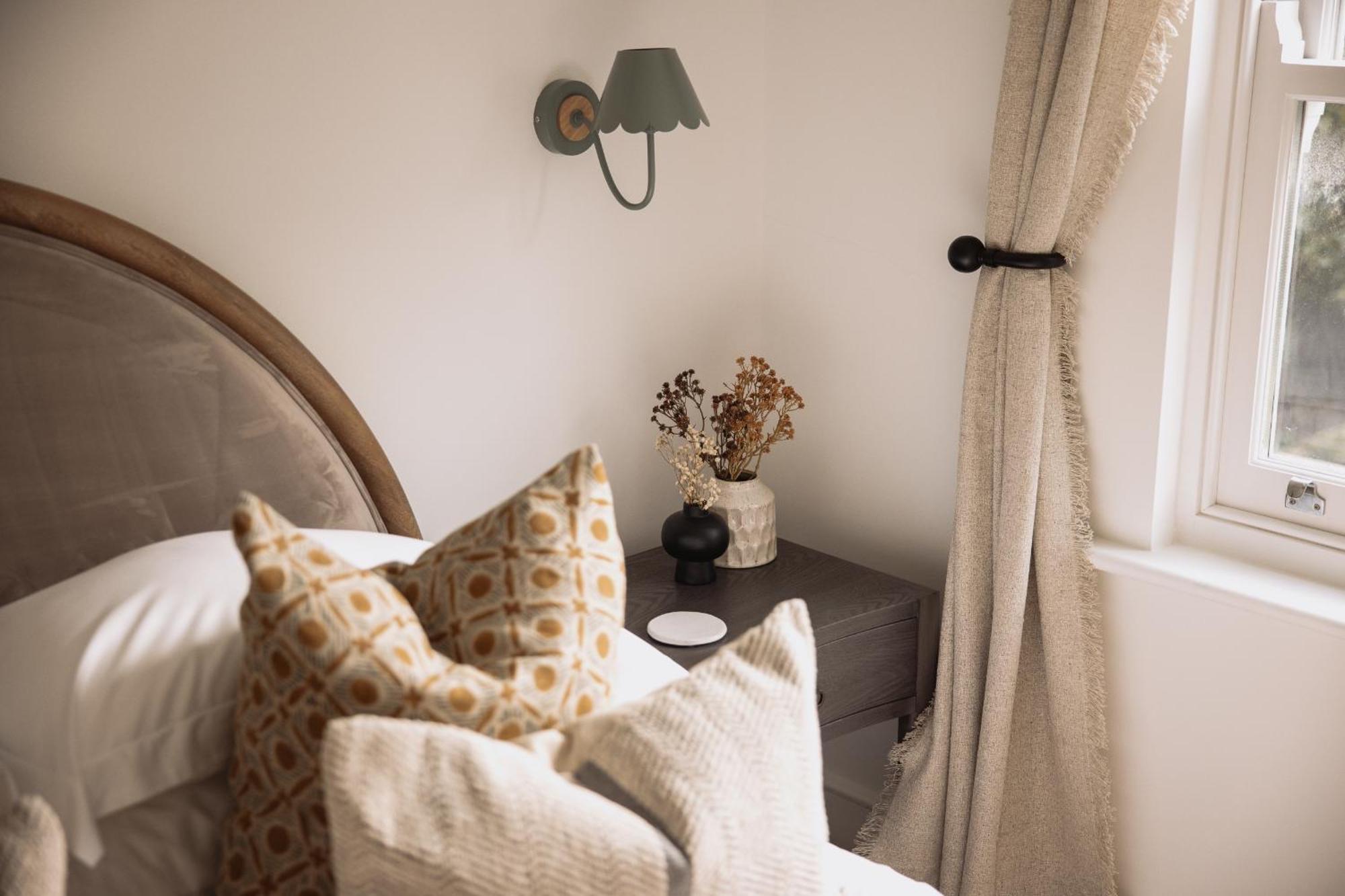 The Elegant Fulham Maisonette With Terrace Holiday home *