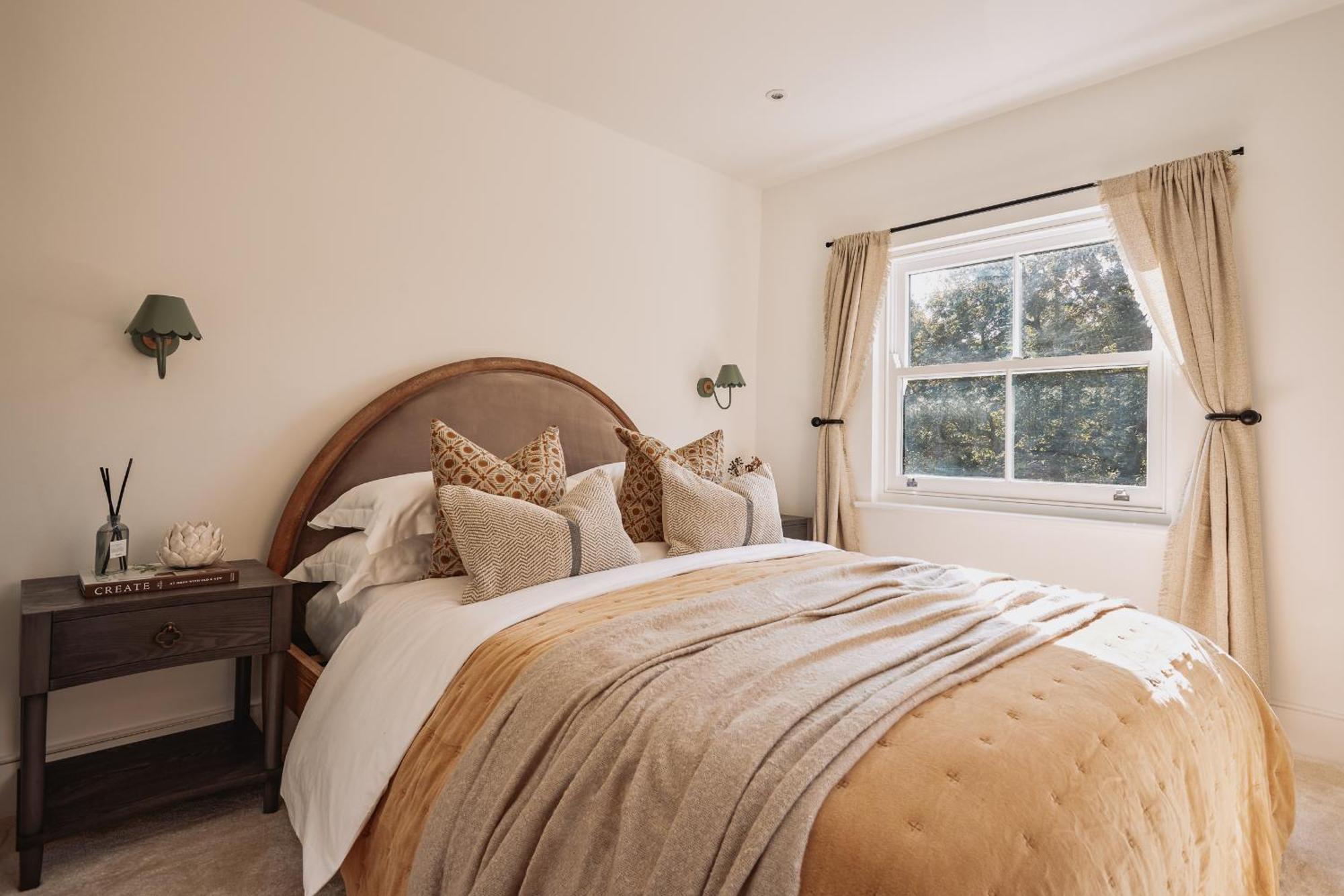 The Elegant Fulham Maisonette With Terrace Holiday home *