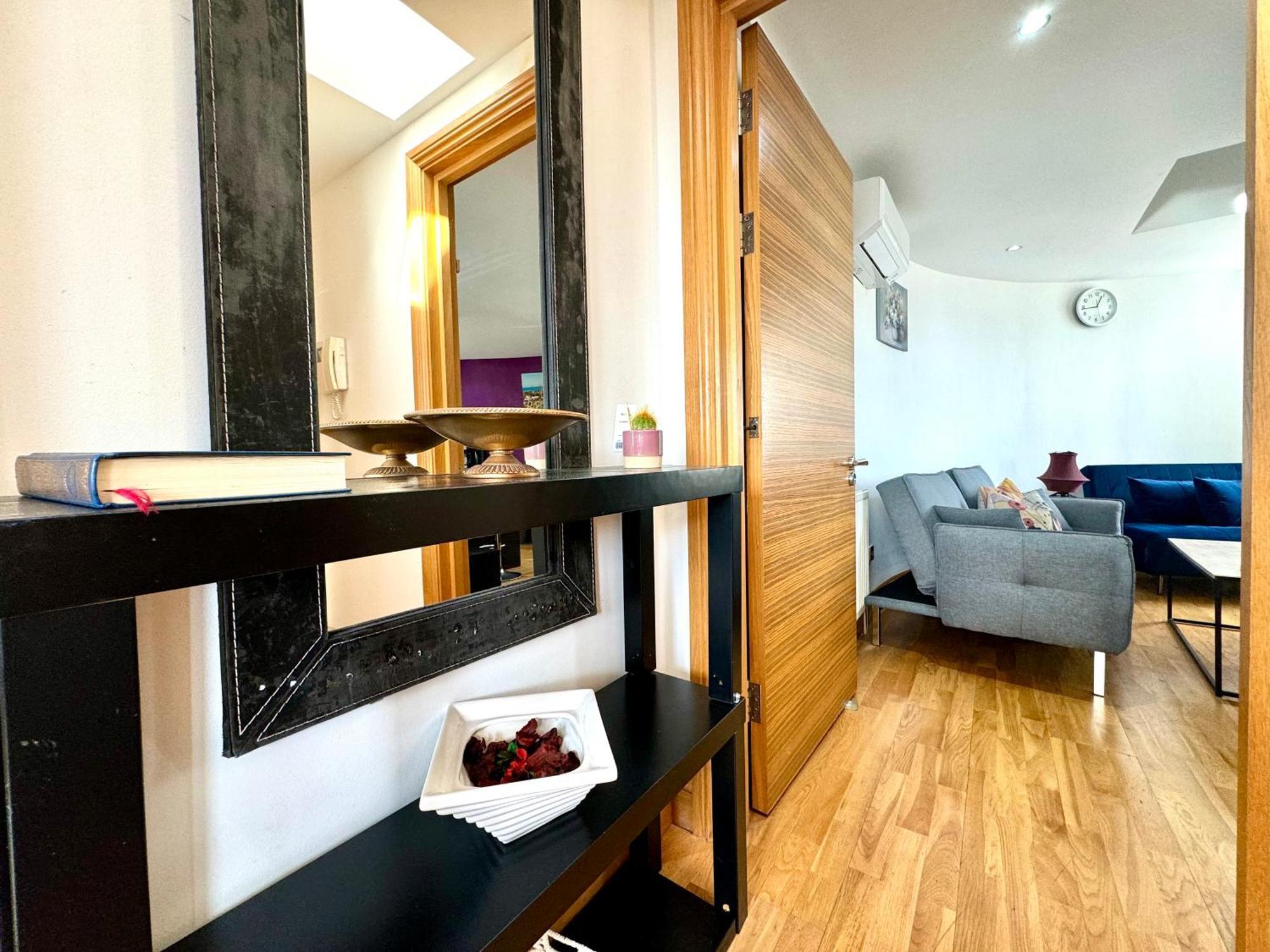 Apartment Chic 1 Bedroom By Wild *