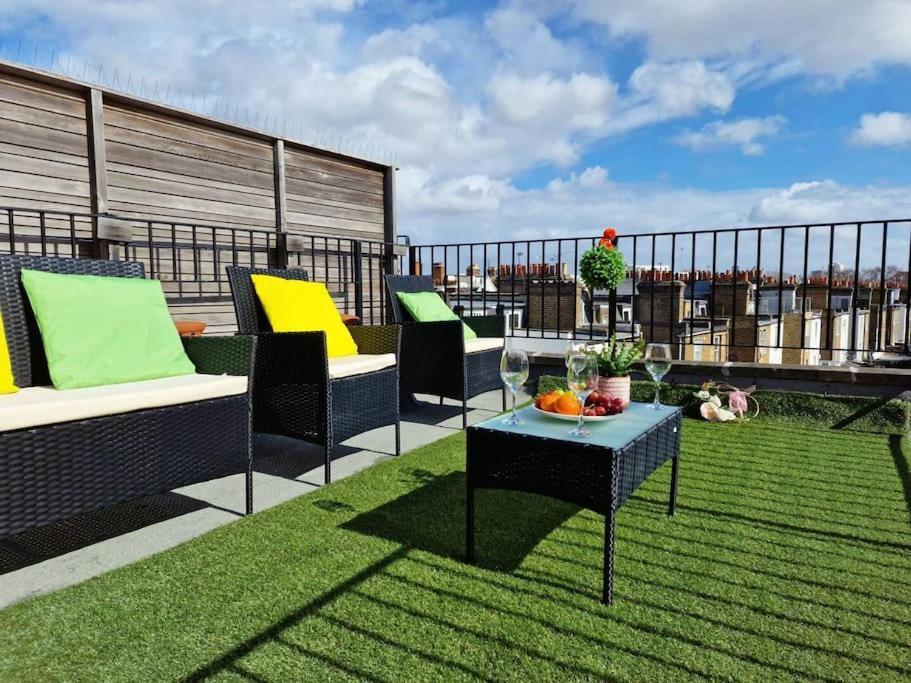 Apartment Gorgeous Victorian 3 Bed In Fulham, Putney - Open For Long And Families Relocating *