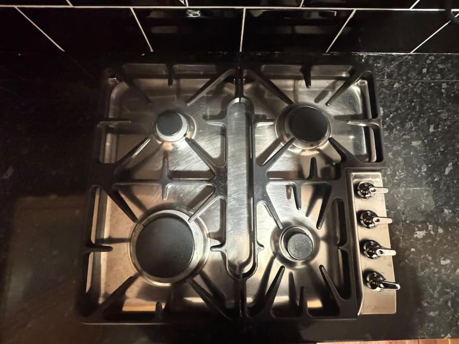 Tks Modern 1bed Flat, Leilighet London