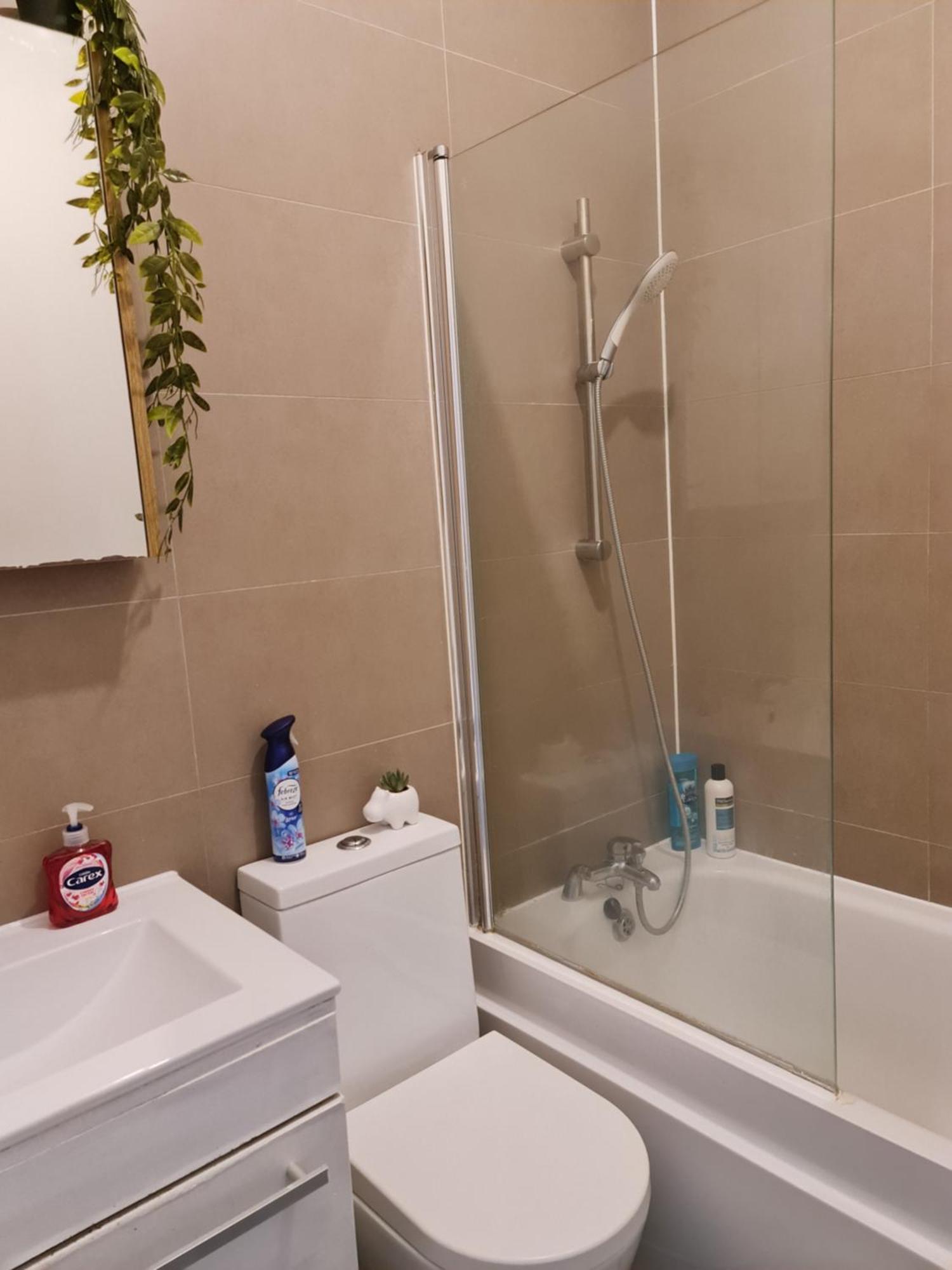 Lejlighed Stylish - Private Bathroom, 15mins To London! *