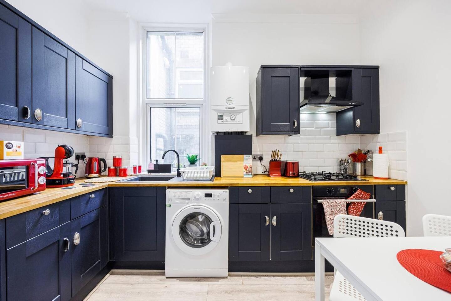 Lägenhet 12 Bed Charming And Bright Flat