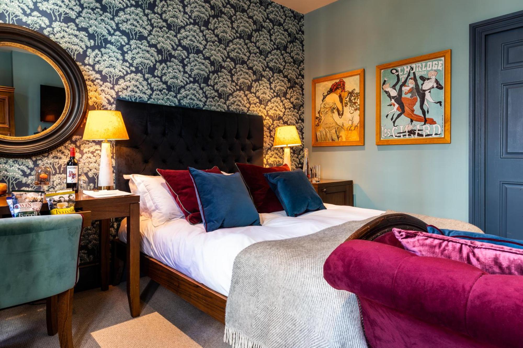 Fox And Anchor Hotell