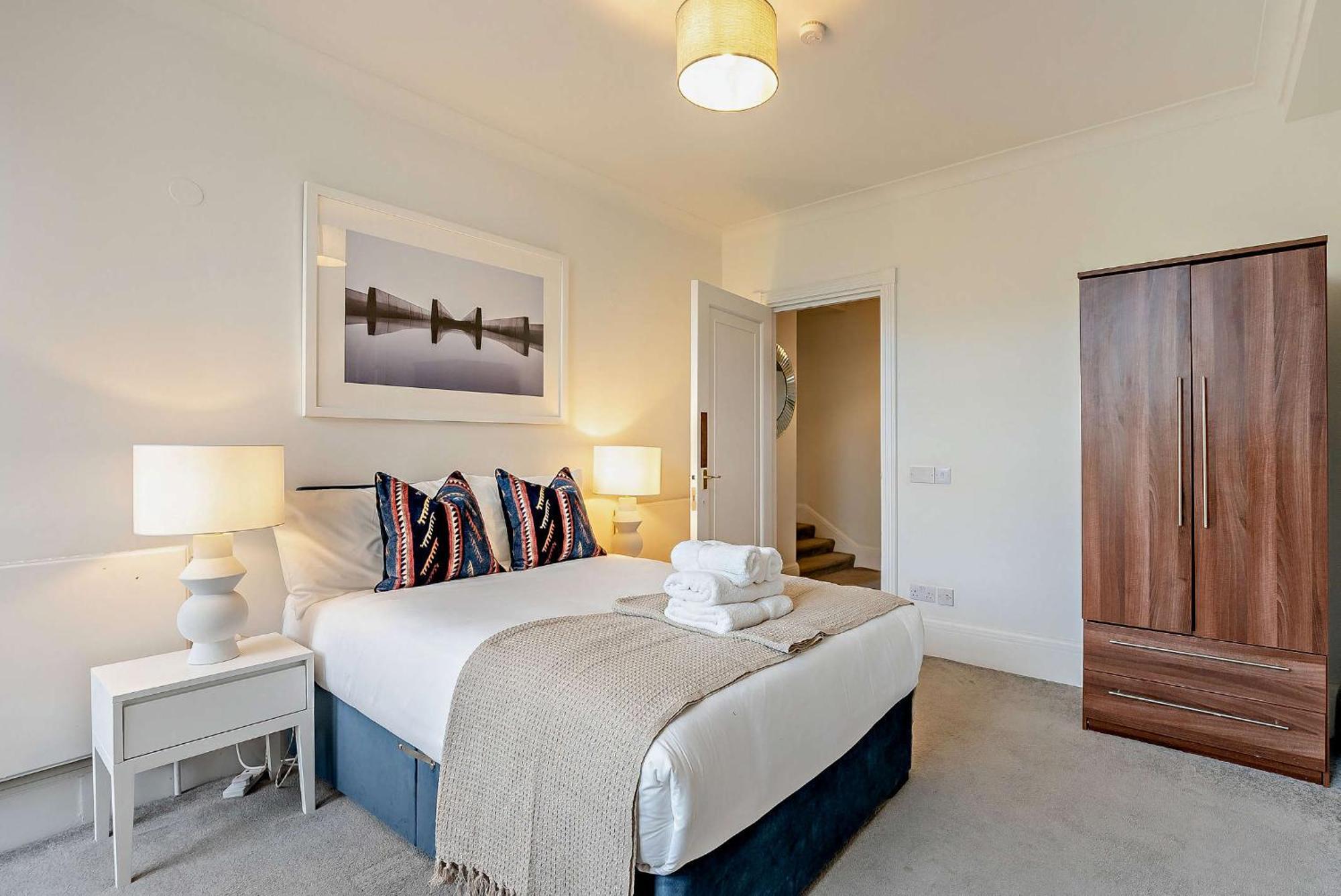 Strathmore Court Londra