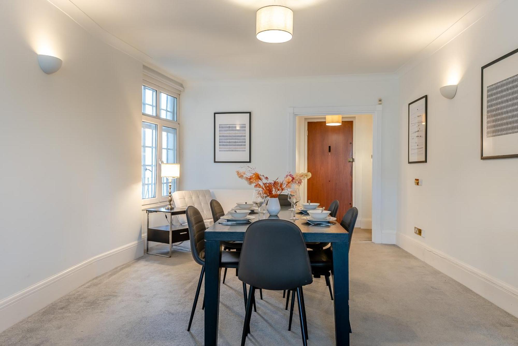 Strathmore Court Londen