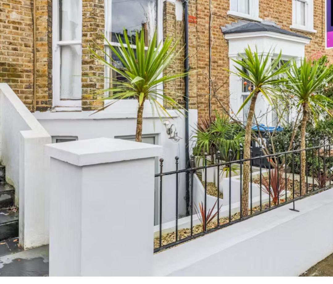 Stunning, Stylish Garden Flat In The Heart Of Wimbledon Lejlighed