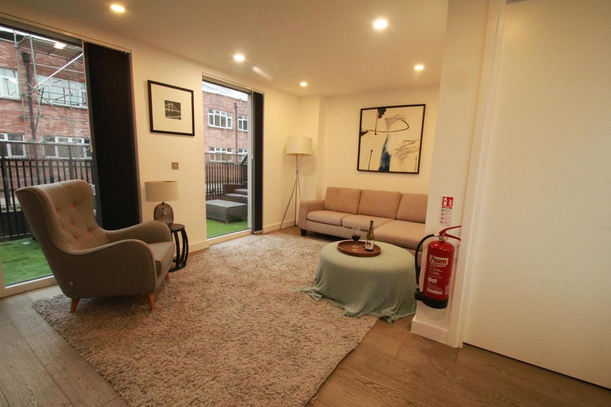 Ft5 Penthouse Alloggio in famiglia