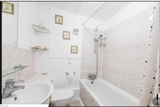 Privat overnatting Large With Skyline View *