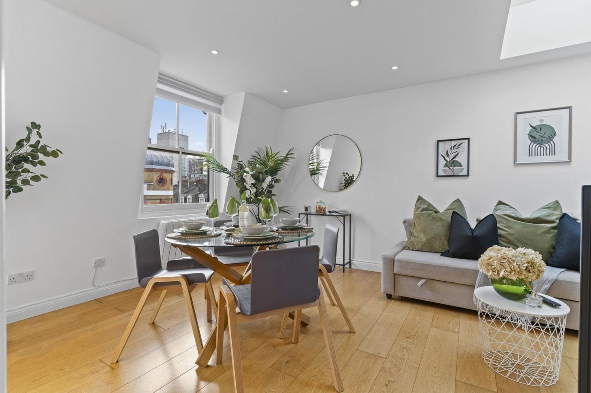 Two Bed By Livestay Short Lets & Serviced Near Oxford Circus *