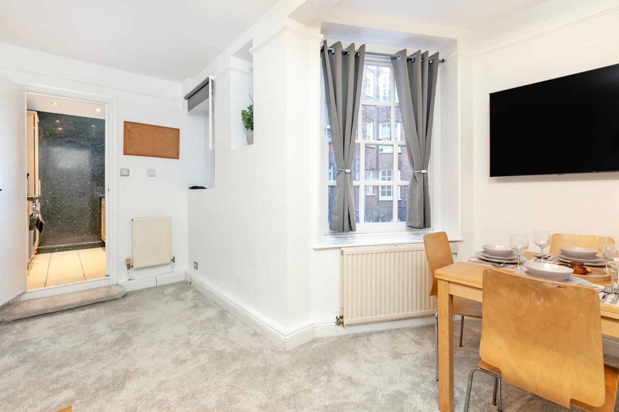 Beautiful 3 Bedroom Flat In Scott Ellis Gardens Lejlighed *