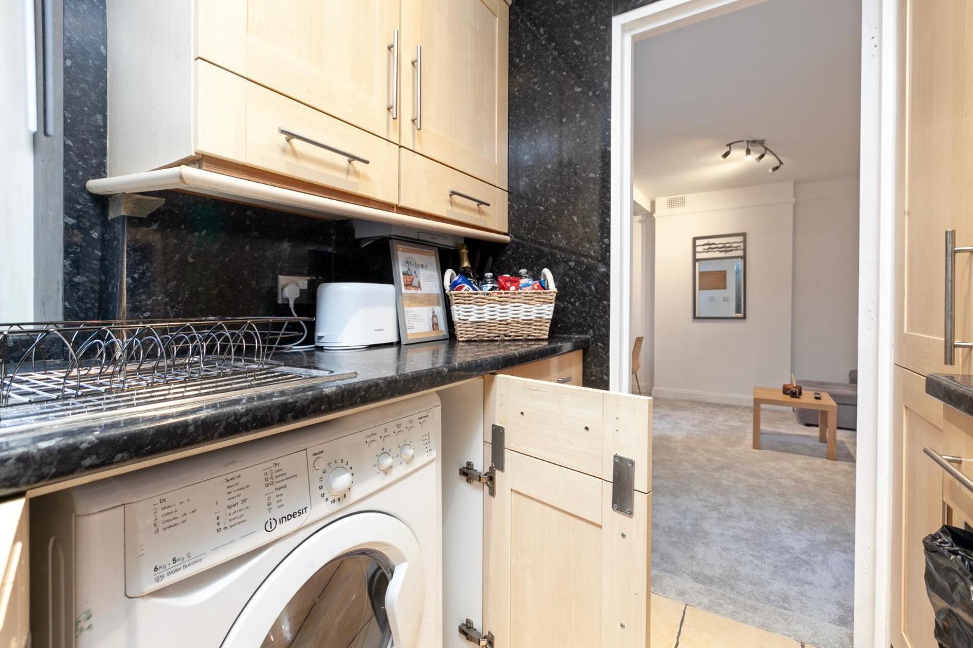 Lejlighed Beautiful 3 Bedroom Flat In Scott Ellis Gardens *