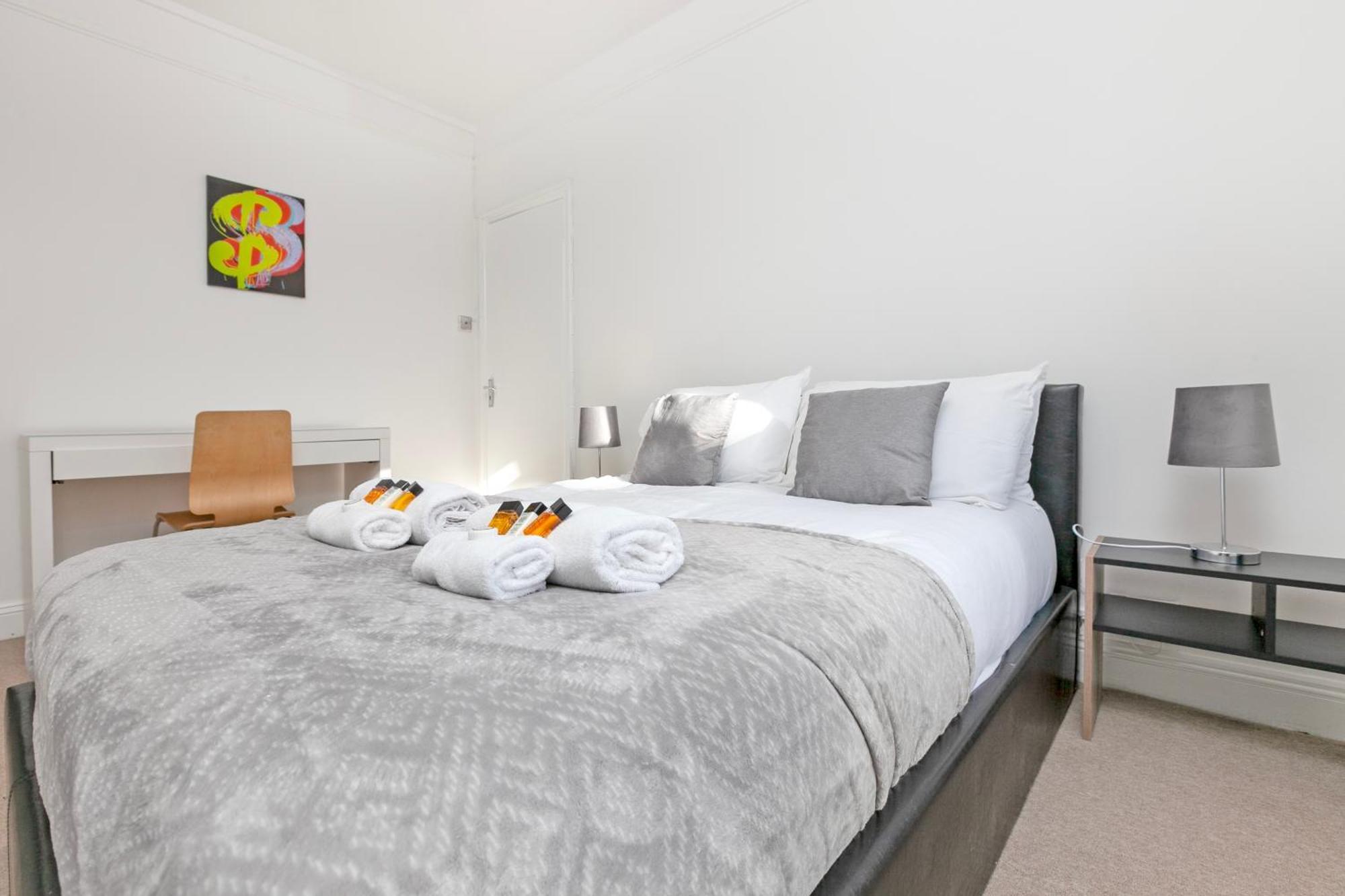Lejlighed Beautiful 3 Bedroom Flat In Scott Ellis Gardens London
