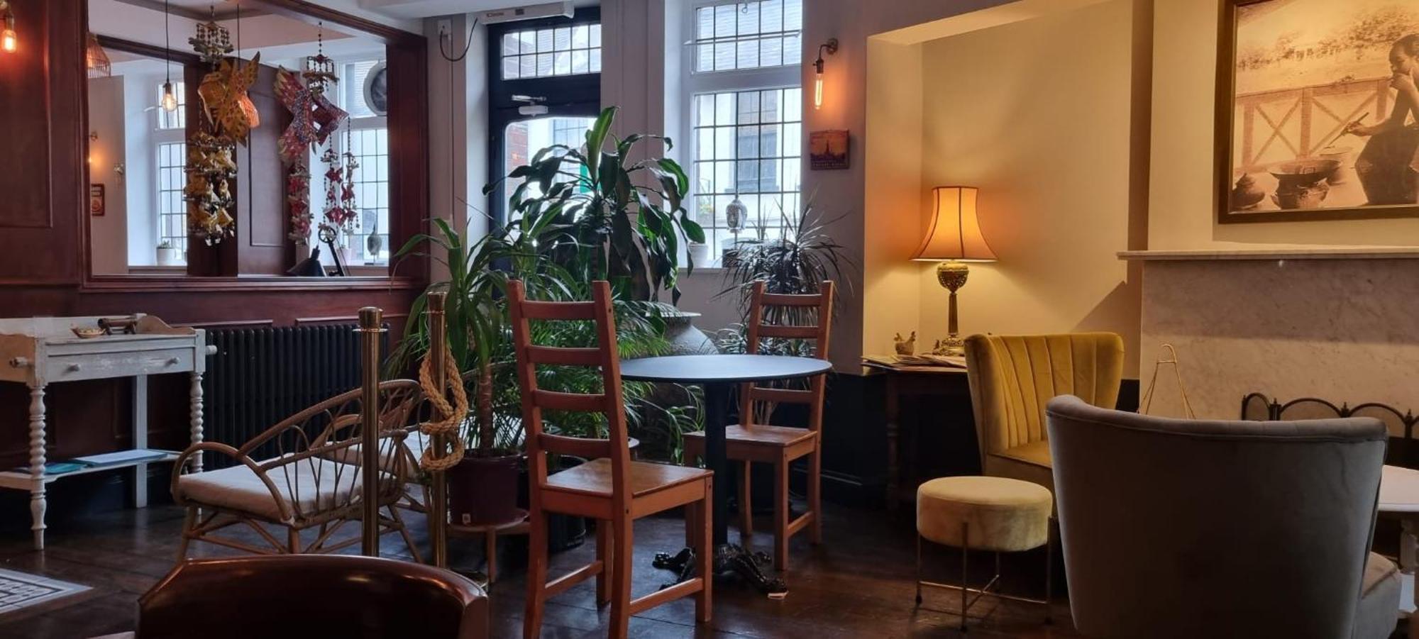 Appartement Place To In Thames Ditton Londen