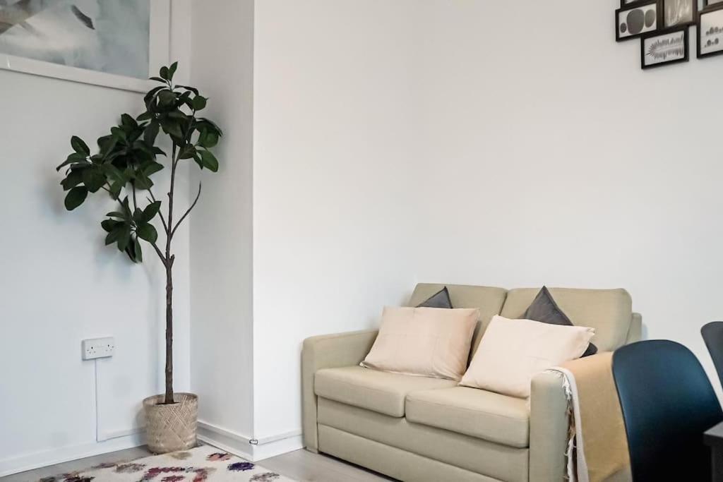 Lejlighed Spacious 3 Bedroom Flat *