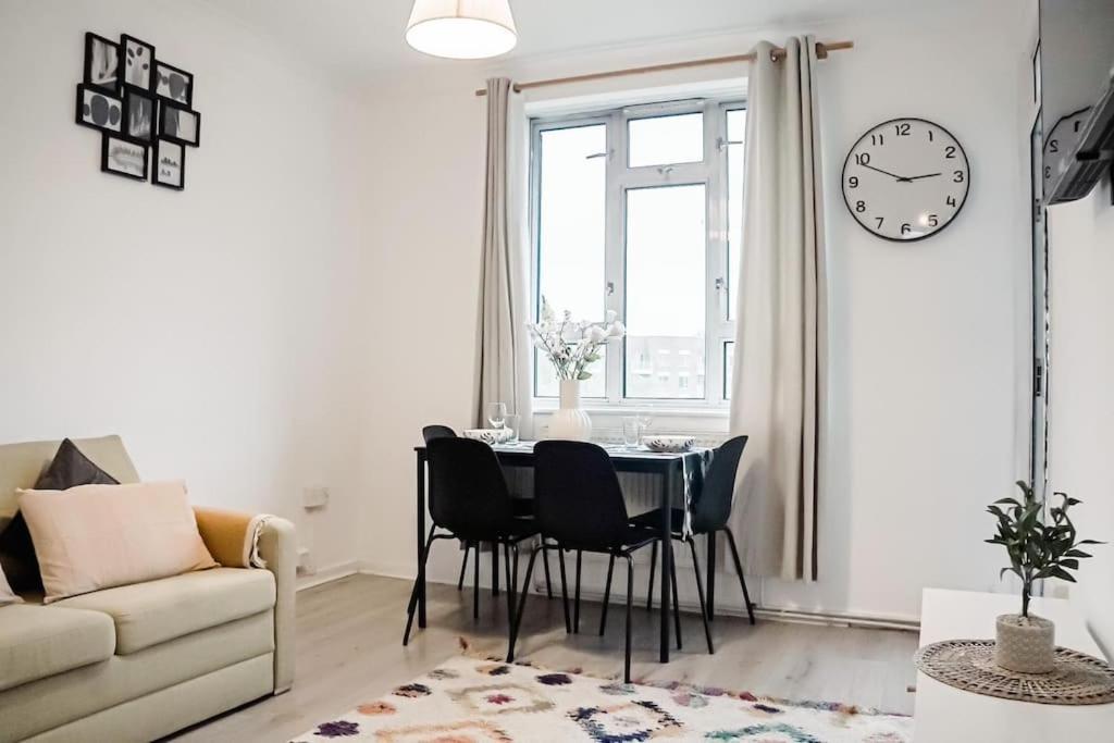 Lejlighed Spacious 3 Bedroom Flat